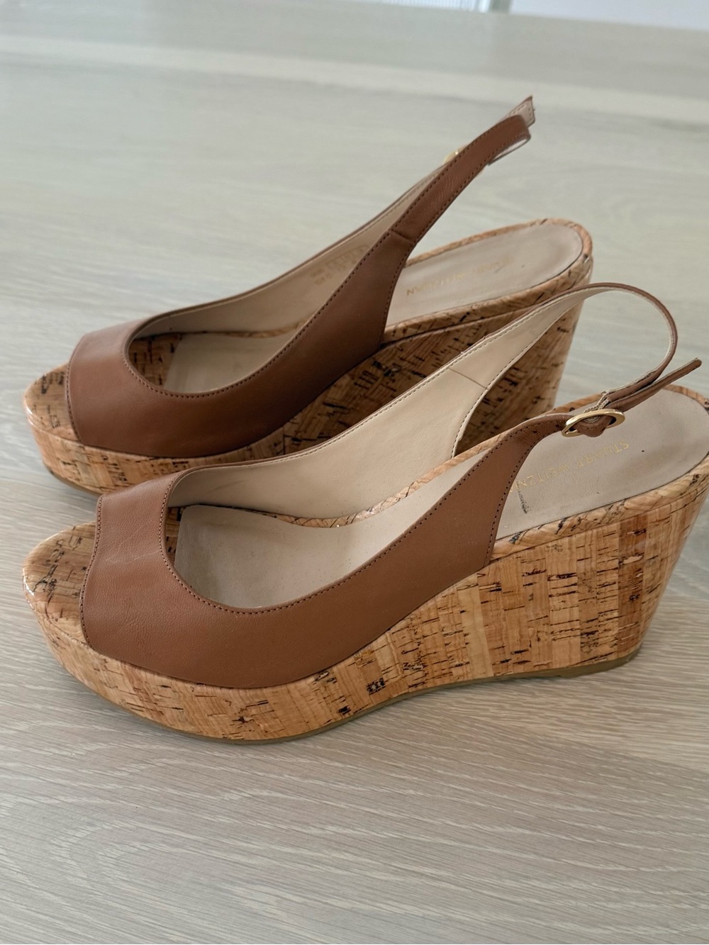 Stuart Weitzman Tan Cork Wedge Slingback Sandals 9.5 never worn - Picture 6 of 7